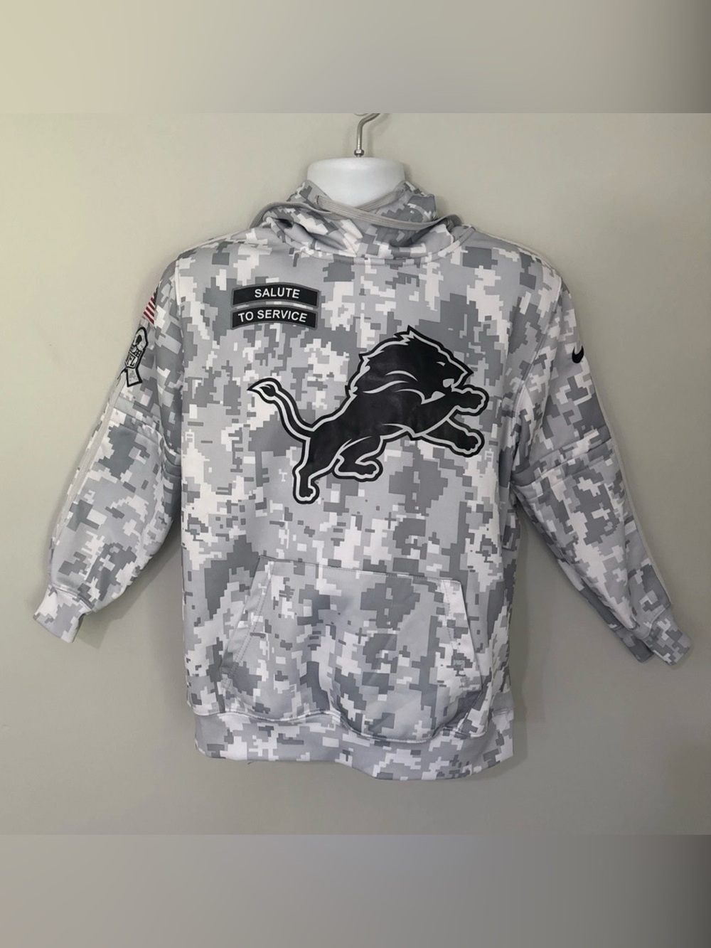 NFL Kids' Gray & White Digital Camo Pullover Hoodie